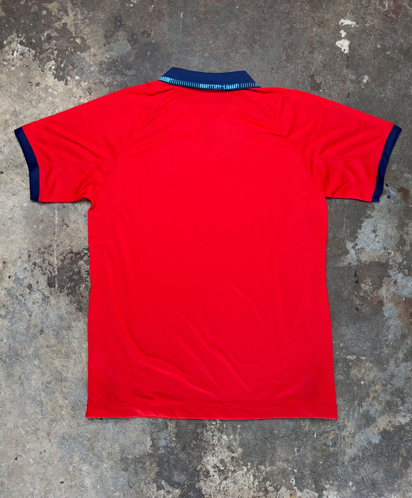 England 2022/23 World Cup Away Shirt | Nike Red Three Lions Jersey