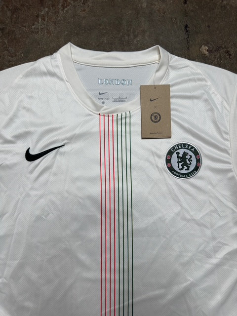 Chelsea FC 25/26 Away Enzo Fernández #8 Jersey | Official White Football Shirt | Nike Dri-Fit Fan Version | Premier League Kit