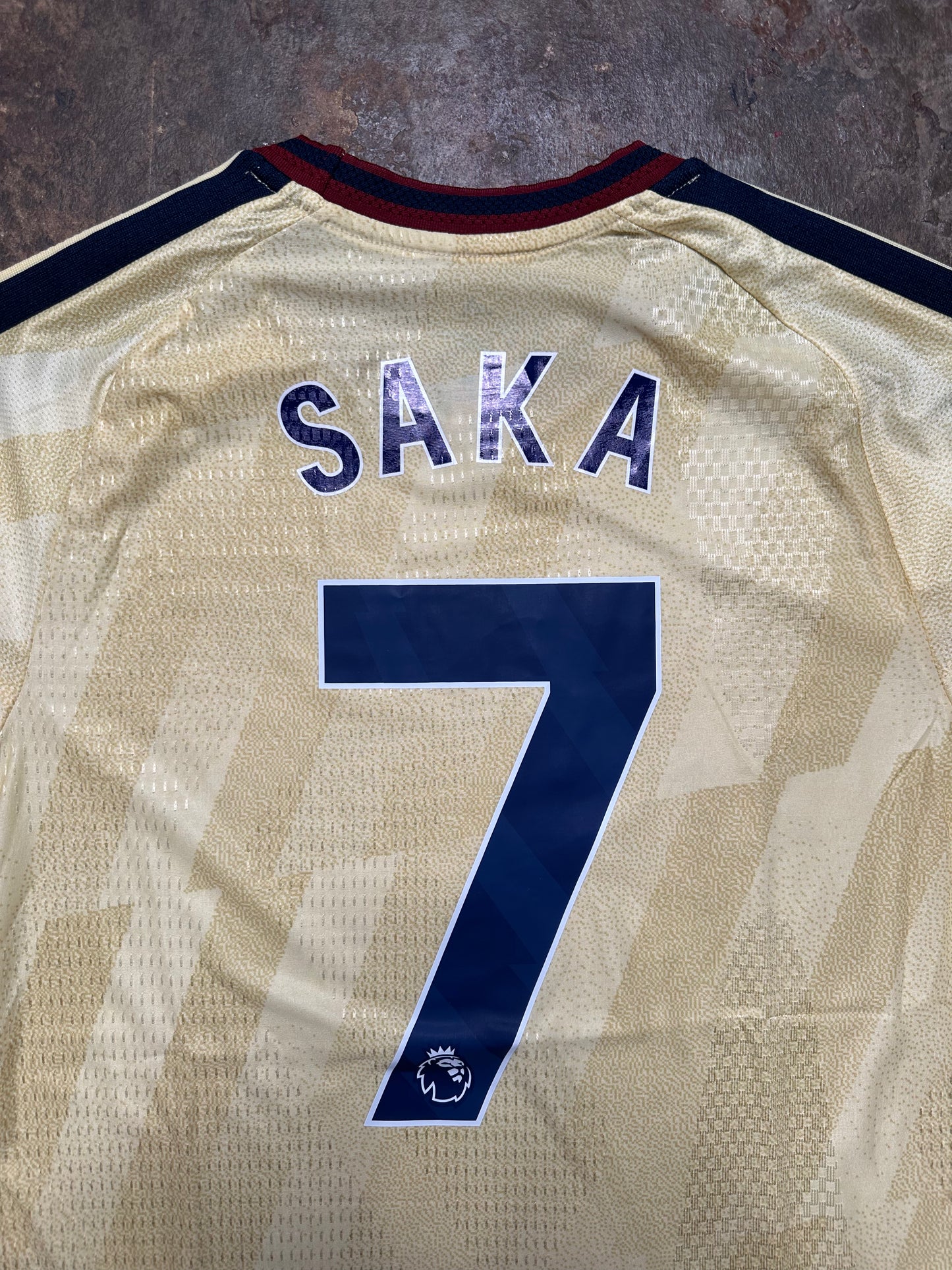 Arsenal Saka #7 Gold Away Shirt – Player Version – Adult Medium – New With Tags