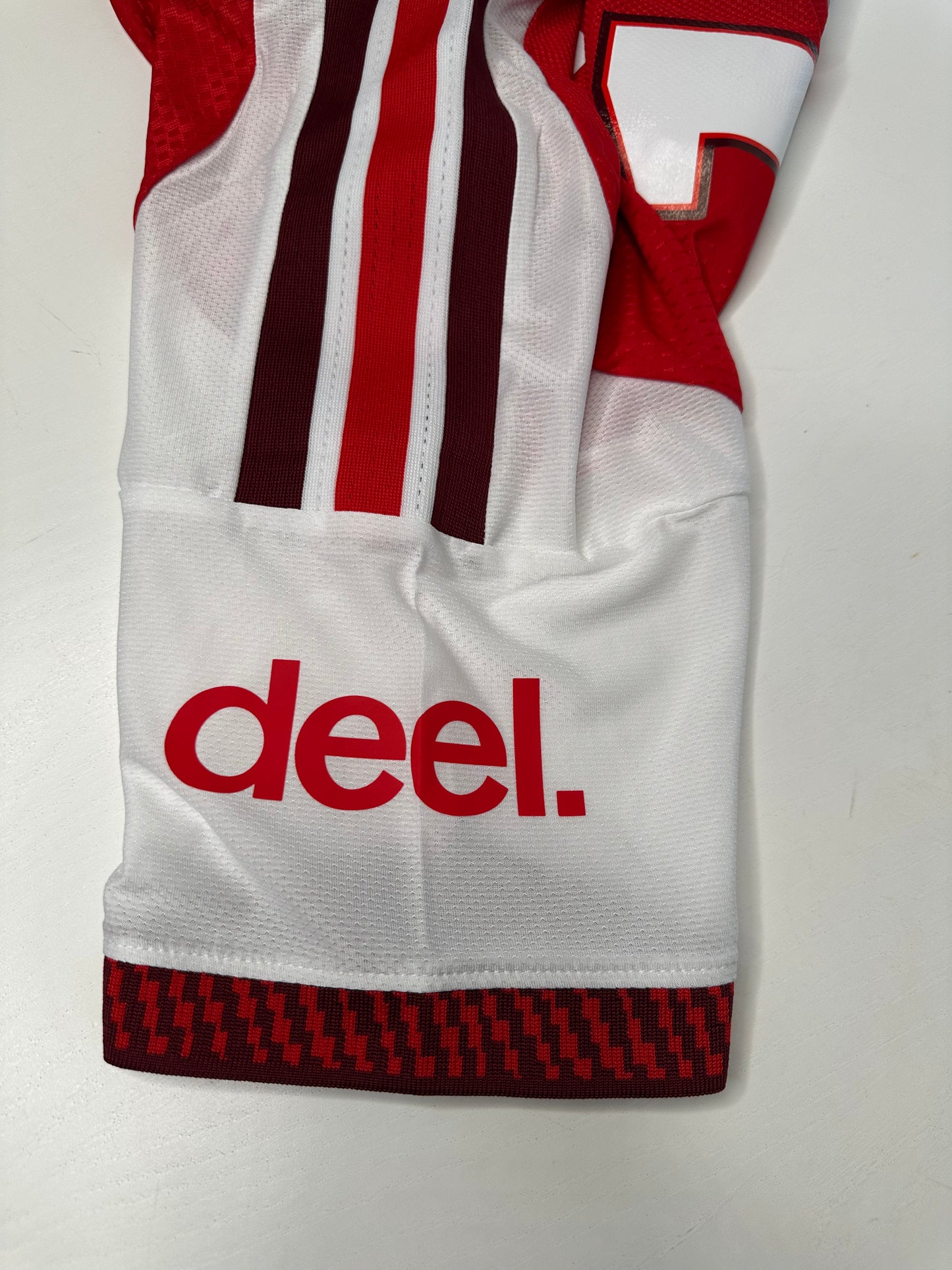 Arsenal 2025/26 Gyökeres #14 Home Shirt – Player Version – Adult Medium – New With Tags
